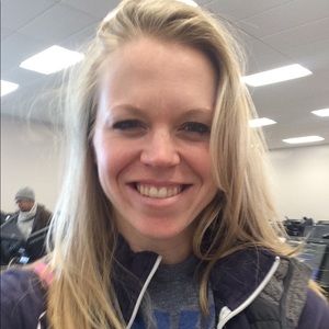 Meet your Posher, Kayla